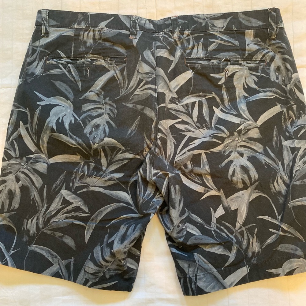 Men’s Ted Baker shorts